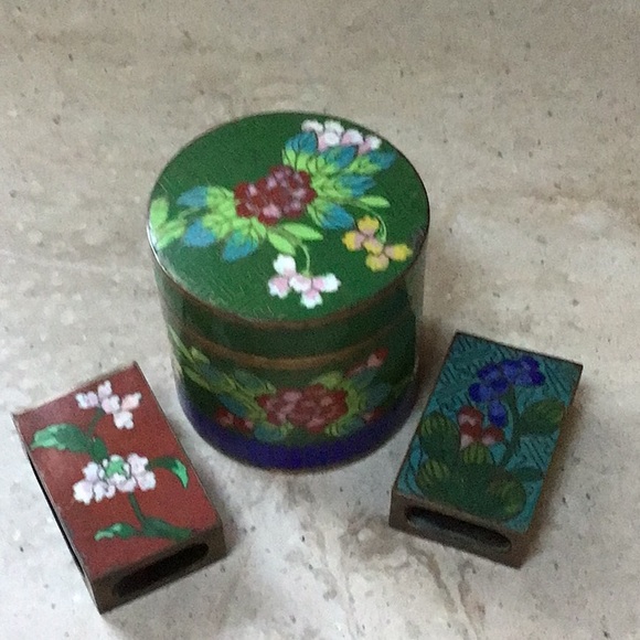 Antique Chinese cloisonné three pieces cigarette holder and two matchboxs - Picture 2 of 4